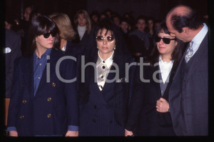 Fotografia d epoca originale 35mm vintage slide 1995 MILANO  Maurizio GUCCI Funerali dell imprenditore 12 1