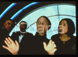 Fotografia d epoca originale 35mm vintage slide 1998 Film THE TRUMAN SHOW  Ed HARRIS in una scena 1