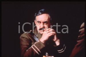 35mm vintage slide* 1997 REGENERATION Jonathan PRYCE in una scena del film (2)
