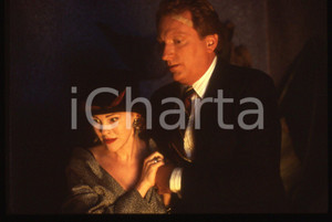 Fotografia d epoca originale 35mm vintage slide 1988 BEETLEJUICE Catherine O HARA e Jeffrey JONES nel film 1