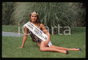 35mm vintage slide* 1990 COSTUME Cristina GAVAGNIN UN'ITALIANA PER MISS MONDO 19