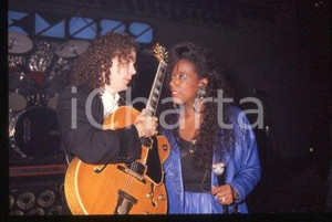 TUCK & PATTI - MUSIC Performance of American duo 1993 ca * 35 mm vintage slide 5