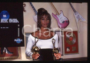 Whitney HOUSTON WORLD MUSIC AWARDS American singer 1994 ca* 35mm vintage slide 3