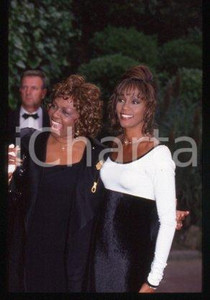 Whitney HOUSTON & mother Cissy WORLD MUSIC AWARDS 1994 ca* 35mm vintage slide 17
