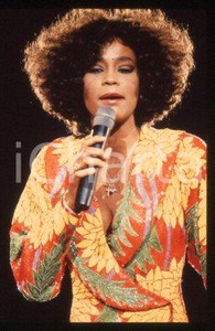 Whitney HOUSTON - LOS ANGELES American singer 1987 * 35 mm vintage slide 23