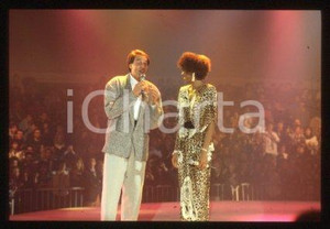 Whitney HOUSTON LOS ANGELES Singer on the stage 1987 ca * 35 mm vintage slide 41
