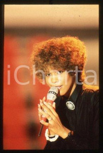 Whitney HOUSTON - SANREMO American singer & actress 1987 * 35mm vintage slide 53