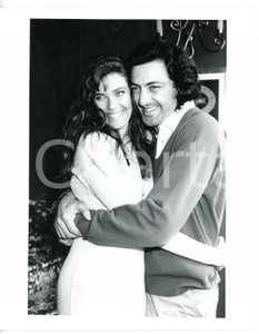 Fotografia d epoca originale 1987 CINEMA Luca BARBARESCHI abbraccia Carol ALT Foto 20x25 cm 1