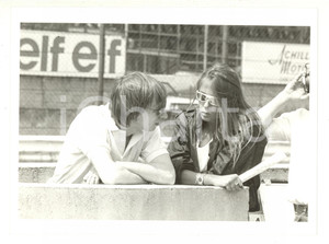 1985 ca MONZA FORMULA UNO Massimo SIGALA e Giorgia FIORIO  (1) - Foto 24x18 cm