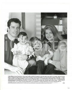 1990 Film "Look Who's Talking Too" Amy HECKERLING John TRAVOLTA Kirstie ALLEY Stampa su carta fotografica, in forma di manifestino. Sono presenti John Travolta, Kirstie Alley, Lorne Sussman e Megan Milner.CONDIZIONI: GFORMATO: 21x26 cm  originale e autentica 1