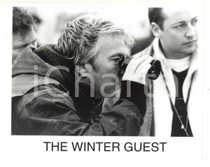 1997 CINEMA "The Winter Guest" - Il regista Alan RICKMAN - Foto 26x21 cm