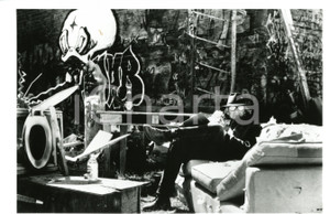 1989 CINEMA "Lost Angels" - Regista Hugh HUDSON sul set *Foto 24x15 cm Fotografia di agenzia. CONDIZIONI: GFORMATO: 24x15 cm     originale e autentica 1