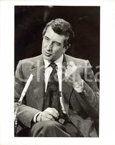 1985 ca TELEVISIONE Corrado AUGIAS Ritratto - Foto 20x25 cm (4)