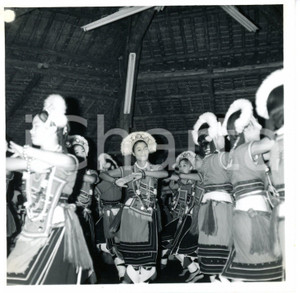 1968 HUALIEN (TAIWAN) Amis people in traditional costume *Photo 12x12 cm
