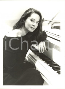 1985 RAI DUE "Che fai, mangi?" - Ritratto di Laura LATTUADA al pianoforte (2)