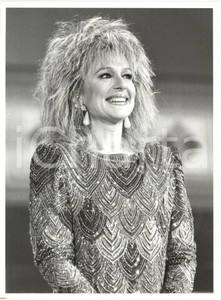 1986 FESTIVAL DI SANREMO - Ritratto di Loretta GOGGI sul palco dell'Ariston (1)