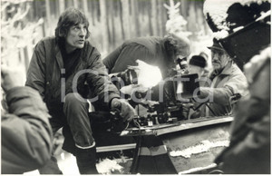 1988 CINEMA "Burning Secret" - Regista Andrew BIRKIN alla macchina da presa