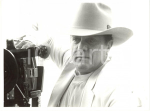1985 CANNES FESTIVAL DEL CINEMA - Tony CURTIS dietro la macchina da presa *Foto