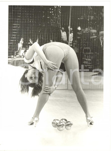 1985 ca RAI "Il cappello sulle ventitré" - Serena GRANDI durante un balletto (1)