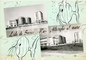 1960 ca LIDO DI SAVIO (RA) Alberghi *Bozzetto preparatorio per cartolina 30x21 Bozzetto preparatorio per cartolina postale.Collage di fotografie e ritagli di acetato su cartoncino morbido illustrato.  CONDIZIONI: POOR (piegatura all'angolo superiore destro; residui di nastro adesivo al margine inferiore) FORMATO: 30x21 cm    originale e autentica 1