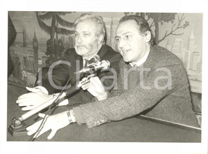 1983 MILANO Terrazza MARTINI - Luciano DE CRESCENZO e Renzo ARBORE (1) - Foto