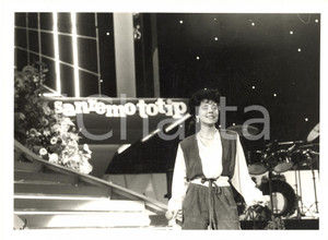 Fotografia d epoca originale 1985 FESTIVAL DI SANREMO Cinzia CORRADO Ritratto della cantante  Foto 24x17 1