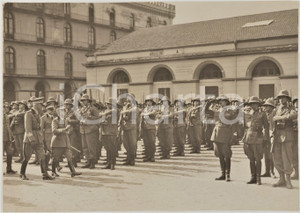 Fotografia d epoca originale 1935 ca WW2  ROMA Vittorio Emanuele II passa in rassegna le truppe  Foto 1