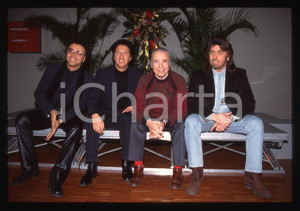 Fotografia d epoca originale 35mm vintage slide 1996 NEW TROLLS Nico DI PALO con Vittorio DE SCALZI 9 1
