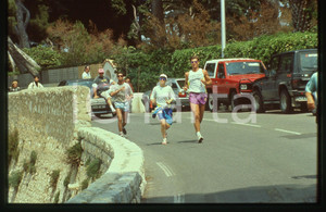 Fotografia d'epoca originale 35mm vintage slide* 1990ca COSTA AZZURRA  Madonna Veronica CICCONE jogging 8 1