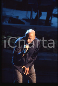 35mm vintage slide* 1996 SANREMO GIOVANI Alex BARONI sul palco dell'ARISTON (1)