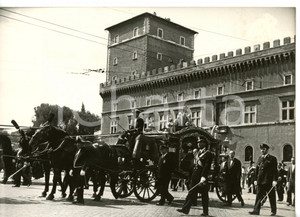 1954 ROMA Funerali Alcide DE GASPERI - Carabinieri aprono corteo funebre *Foto