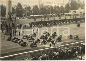 1955 AUTODROMO DI MONZA - GP DELLE NAZIONI - Partenza delle moto classe 125 Foto