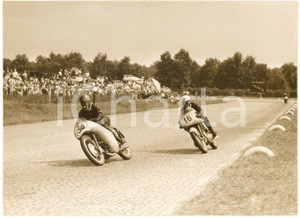 1953 MONZA GP DELLE NAZIONI Enrico LORENZETTI seguito da Werner HAAS Classe 250
