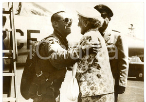 1959 PARIS-LE BOURGET Vedova BLERIOT accoglie il colonnello James JABARA *Foto 