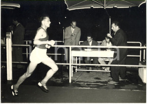 1956 TORINO Campo sportivo FIAT - Giacomo PEPPICELLI durante test di velocità