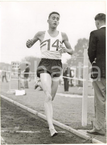 1960 LONDON Motspur Park - Gordon PIRIE wins at AAA Southern Senior Championship