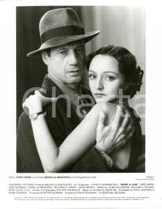 1990 CINEMA "Henry & June" - Ritratto di Fred WARD e Maria DE MEDEIROS - Foto
