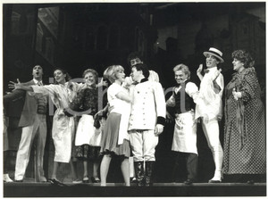 1986 TEATRO Nancy BRILLI Enrico MONTESANO in "Se il tempo fosse un gambero" (5)