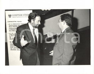 1990 ca CONFINDUSTRIA Ottaviano DEL TURCO parla con Carlo PATRUCCO *Foto 24x18