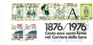 1976 MILANO CORRIERE DELLA SERA Salvatore CONOSCENTE *Biglietto AUTOGRAFO - FDC  Biglietto di invito su cartoncino, recante l'annullo del primo giorno, firmato dal giornalista Salvatore Conoscente.Occasione dell'emissione filatelica &egrave; il centenario del Corriere della Sera. CONDIZIONI: FAIR (forellini da pinzatrice al margine destro)FORMATO: 20x10 cm    originale e autentica 1