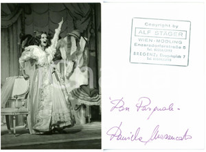 1975 ca LIRICA Soprano Daniela MAZZUCATO in "Don Pasquale" *Foto con AUTOGRAFO