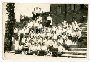 1933 ROMA Istituto femminile in gita all'orto botanico - Foto di classe 18x12 cm