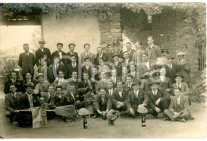 1930 ca PIEMONTE (?) Foto di gruppo con bevanda SINTETICA DEL CAPPUCCINO - Foto