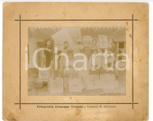 1910 ca LUSERNA SAN GIOVANNI Donne in costumi tradizionali italiani - Foto RARA