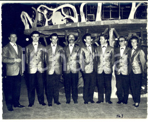 1965 ca BIELLA Orchestra in una sala da ballo - Foto Sergio FIGHERA 16x13 cm