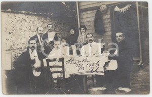 1906 STRADELLA (PV) Ritratto di famiglia a tavola - Foto cartolina