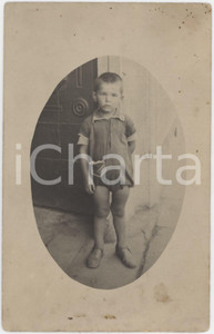 1920 ca COSTUME ITALIA Ritratto di bambino in tutina - Foto anonima 9x14 cm