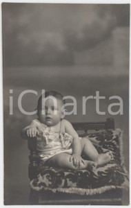 1925 ca ITALIA - COSTUME Bambino su un cuscino - Ritratto - Foto 8x13 cm