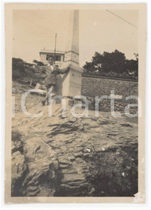 1930 ca GENOVA QUARTO DEI MILLE Bambino presso il monumento *Foto 6x9 cm