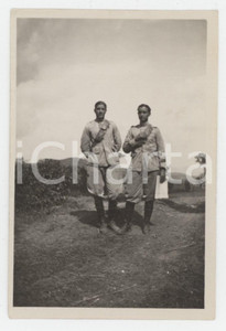 1930 ca ITALIA - REGIO ESERCITO Due soldati in posa - Foto 5x8 cm